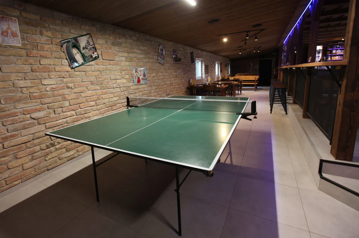 včelín Music Bar – zábava